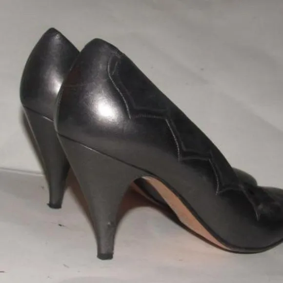 Bally Pewter Leather Black Suede Kitten Heels with Almond Toes