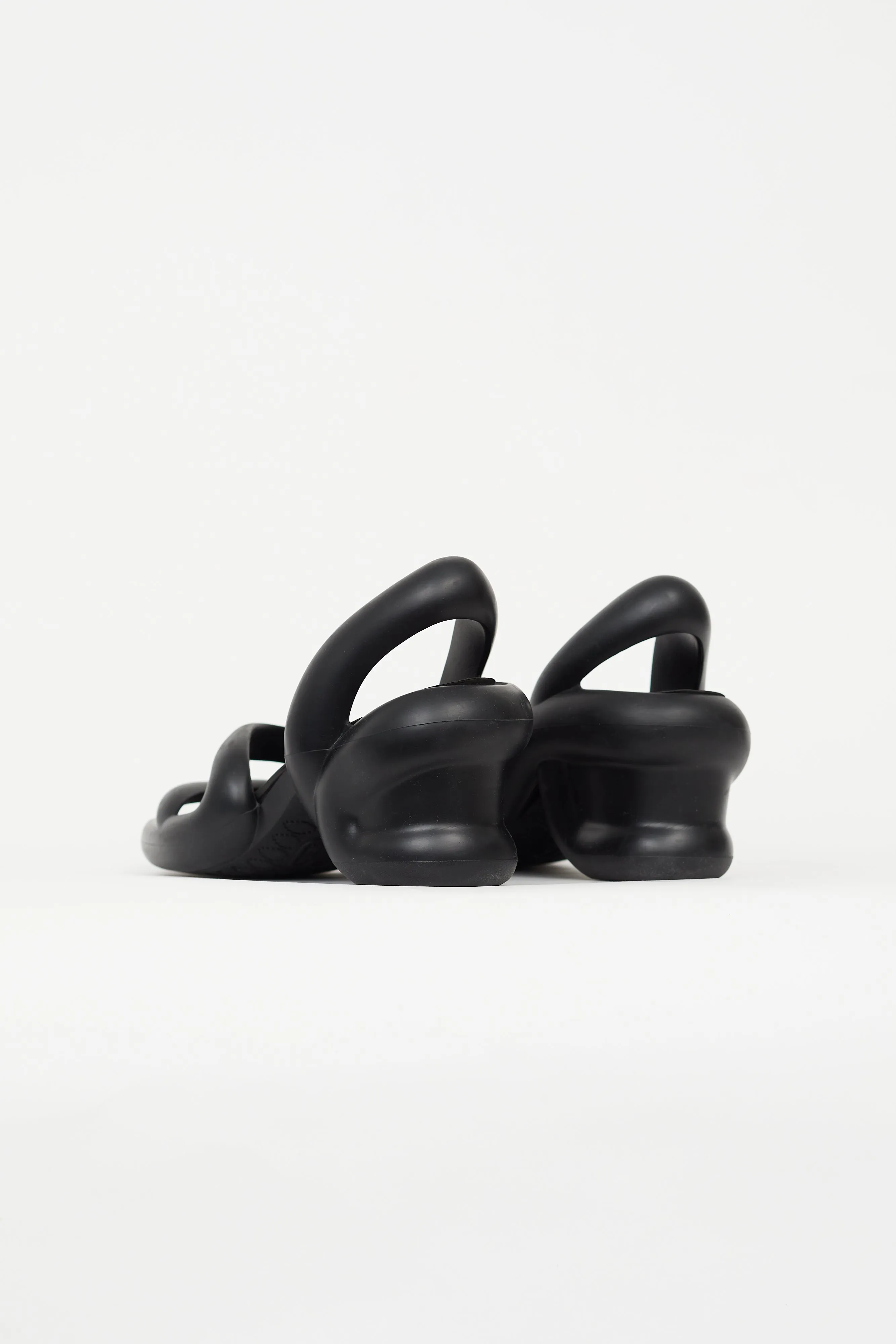 Black Rubber Kobarah Heel