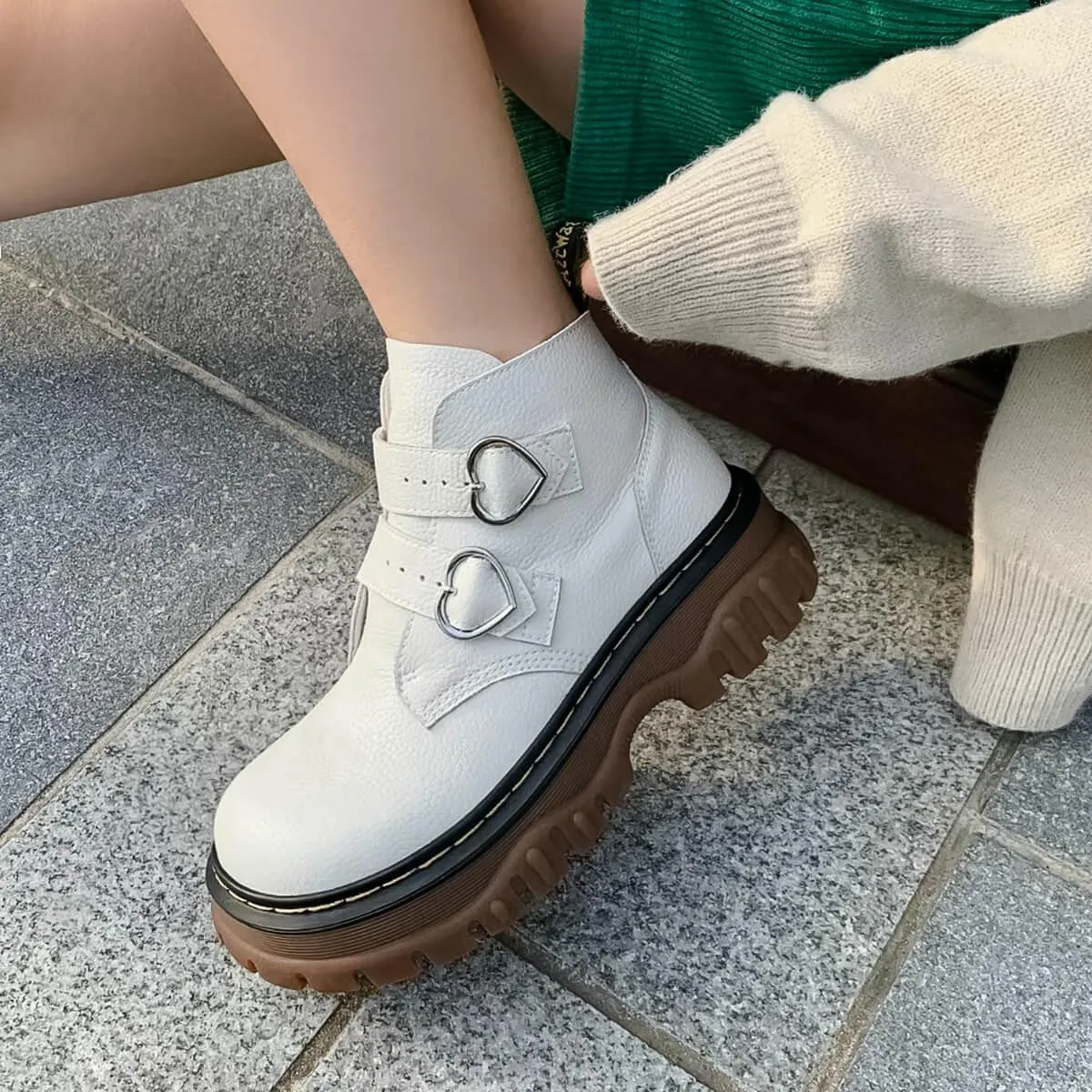 Double Heart Buckle Aesthetic Platform Boots