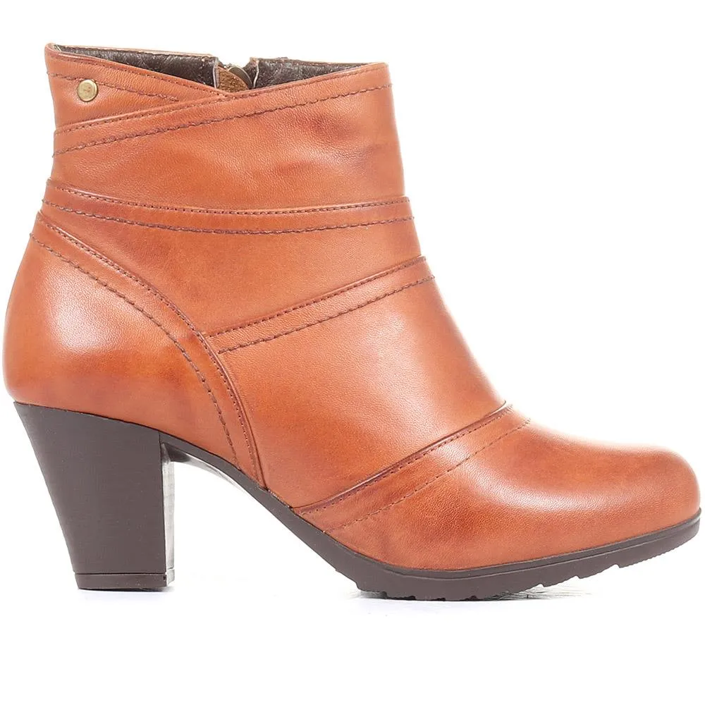 Leather Ankle Boots - VED34007 / 320 369