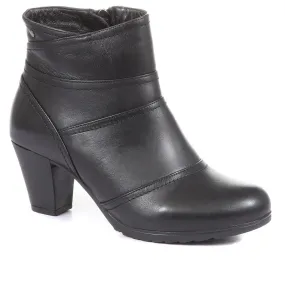 Leather Ankle Boots - VED34007 / 320 369