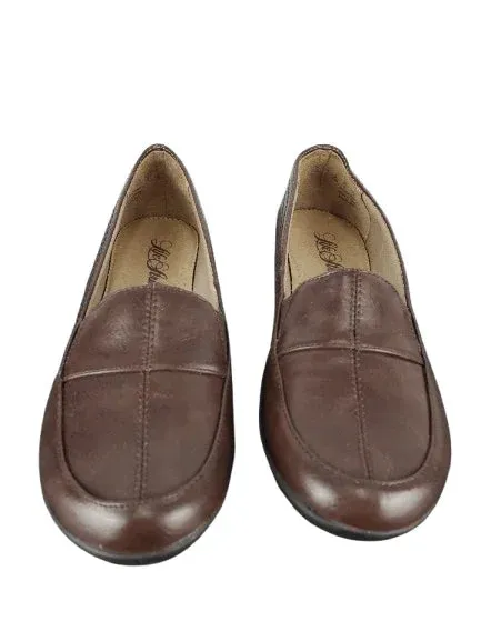Life Stride women's brown flat shoes size 7M