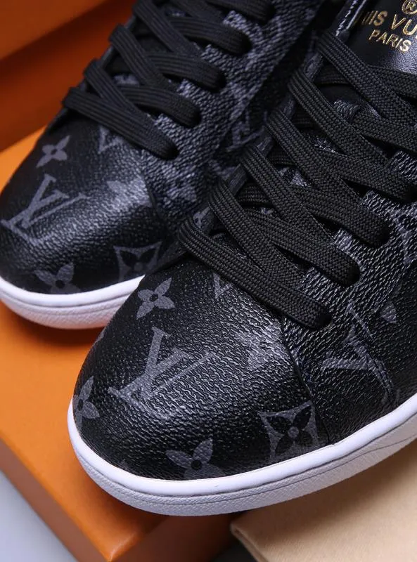 Louis Vuitton Casual Black Sneaker