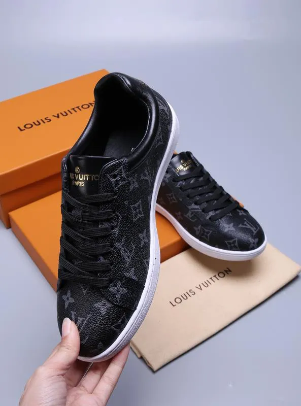 Louis Vuitton Casual Black Sneaker